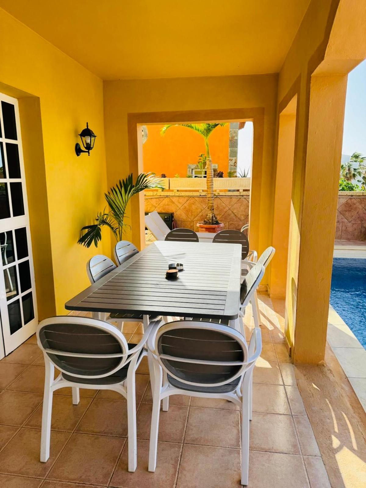 Villa Chayofa Bagian luar foto