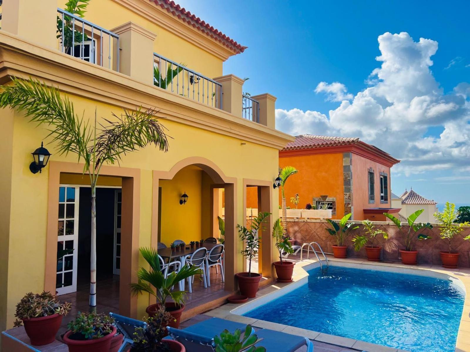 Villa Chayofa Bagian luar foto